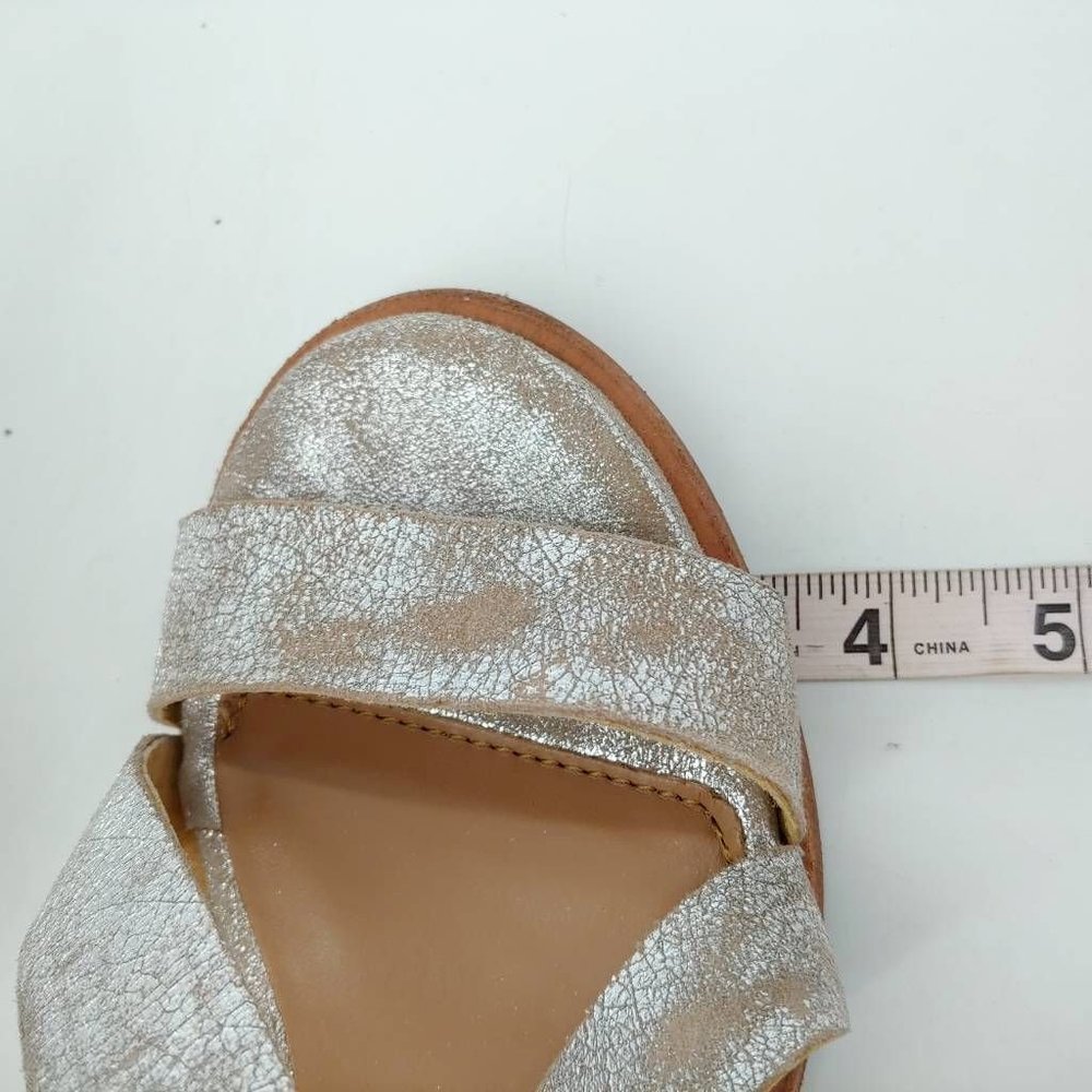 Diba True Womens Hey You Sandal Block Heels Shoes Metallic Zipper Leather 8 New - Picture 7 of 12